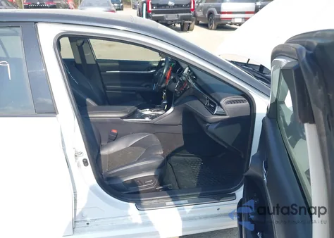 2019 Toyota Camry Xse z USA, uszkodzony, nr VIN 4T1B61HK2KU236885